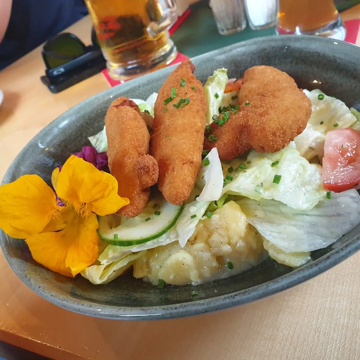 Brathändelsalat