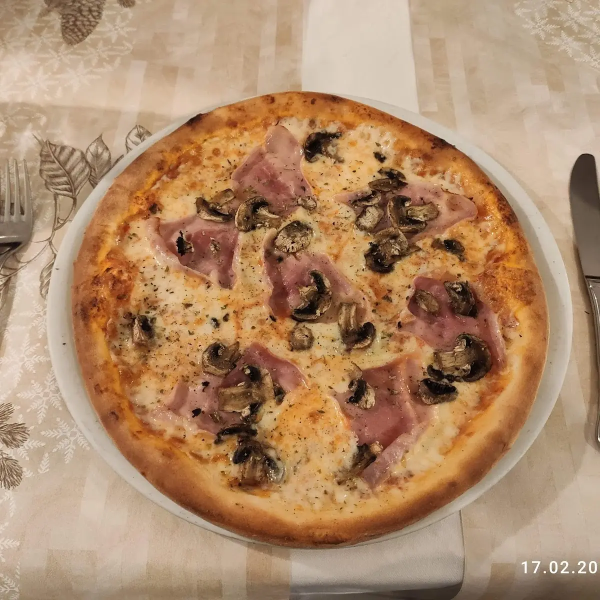Pizza Proscutto Funghi