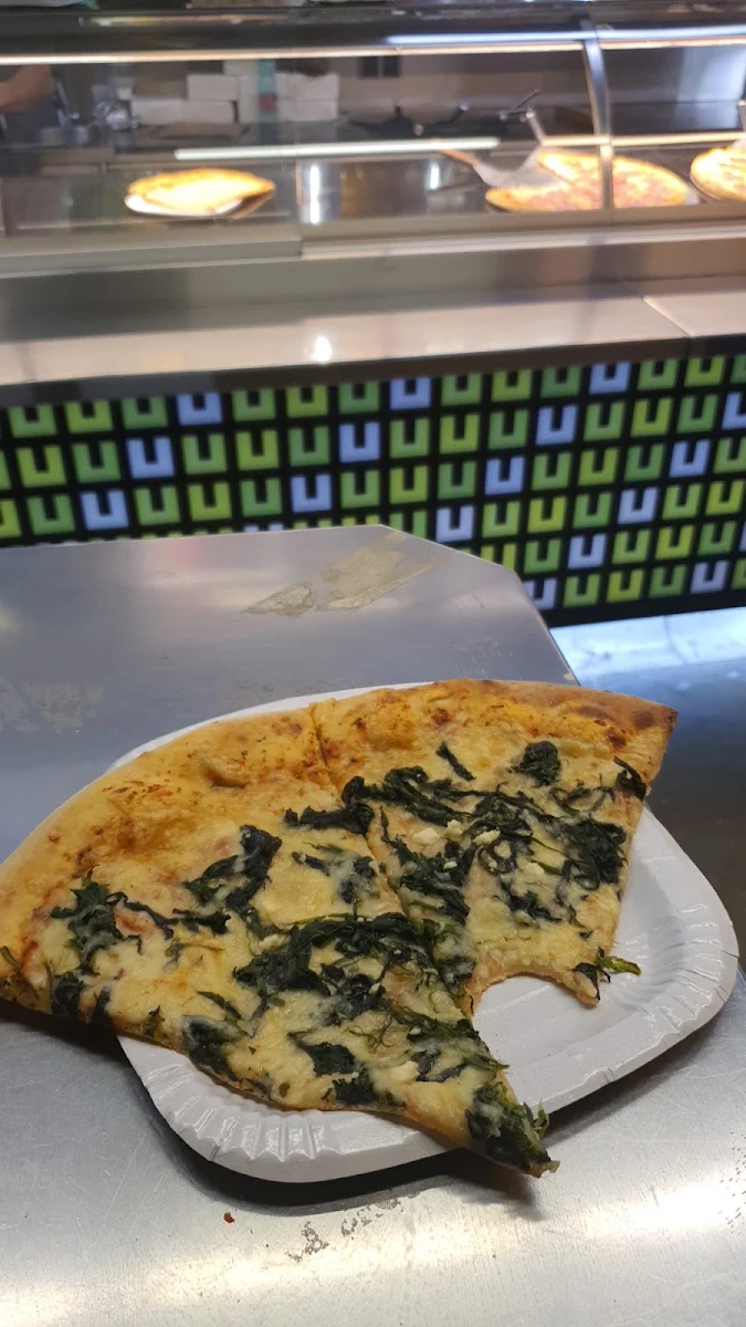 Spinach and Cheese Pizza Without fckn Cheese on the Pizza