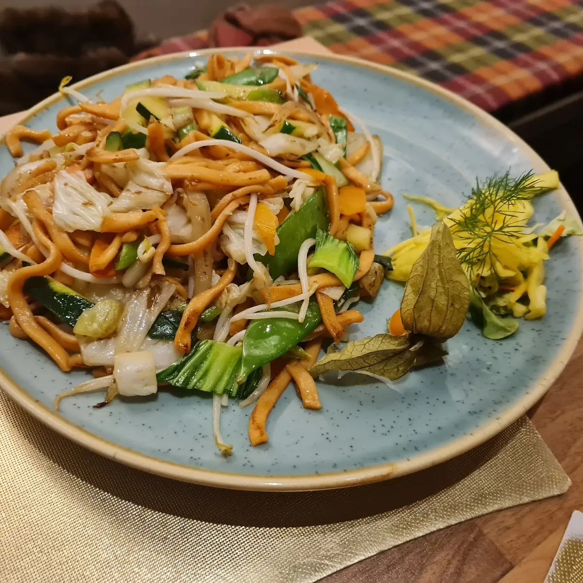 Gemüse Bibimbap (vegetarisch, scharf)