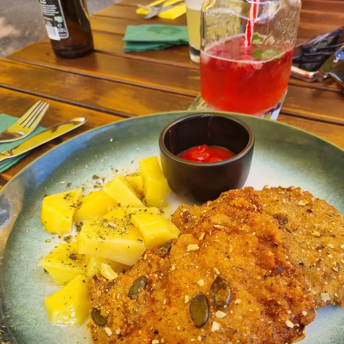 Kürbiskernschnitzel Vom Schwein Mit Buttererdäpfeln