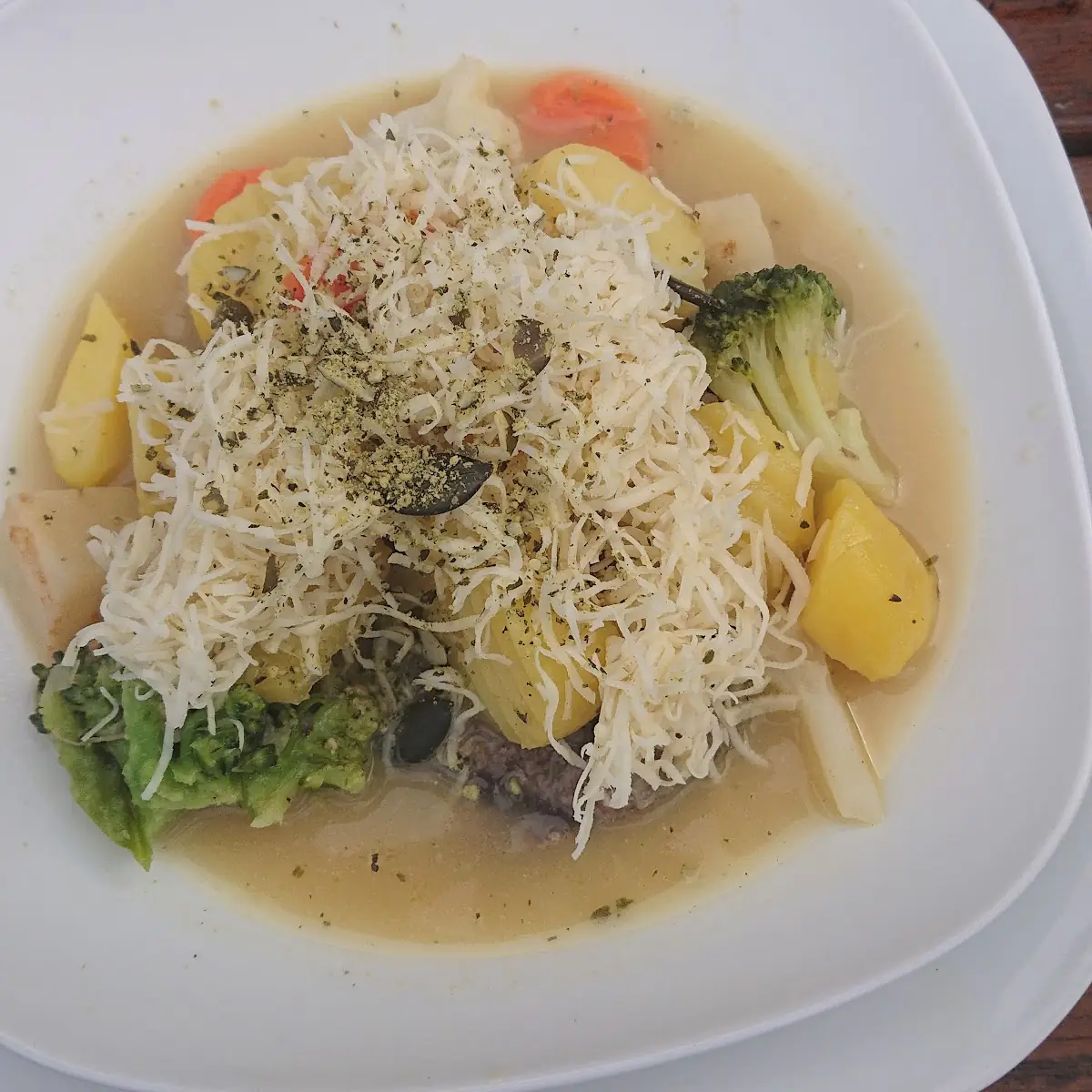 Steirisches Wurzelfleisch Mit Kartoffeln Und Kren