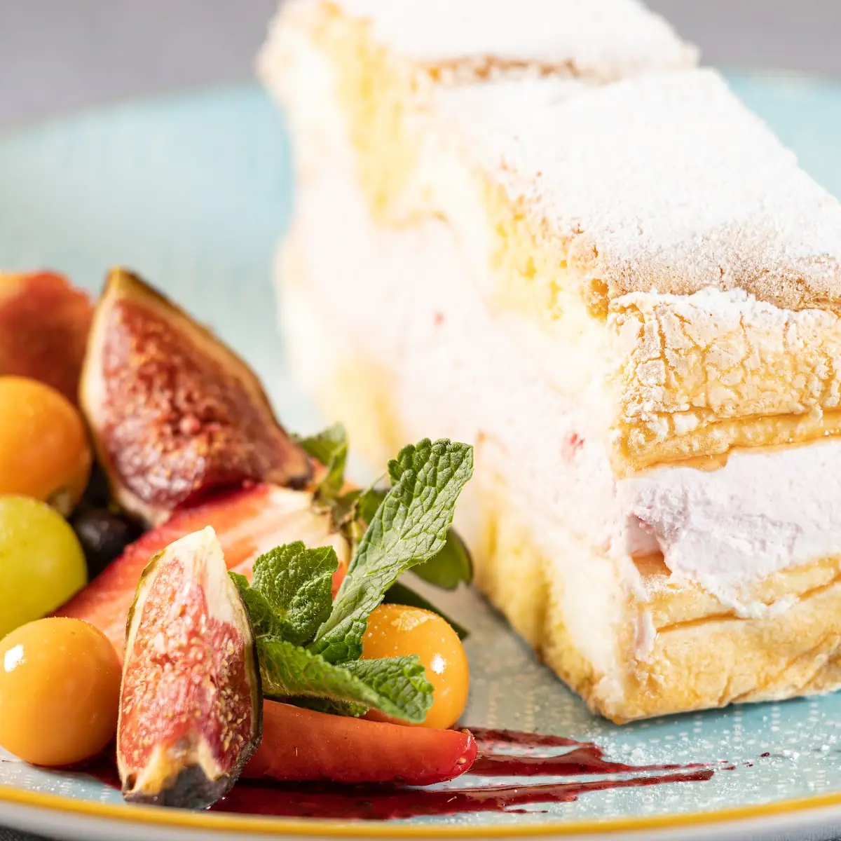 Erdbeer Kardinalschnitte