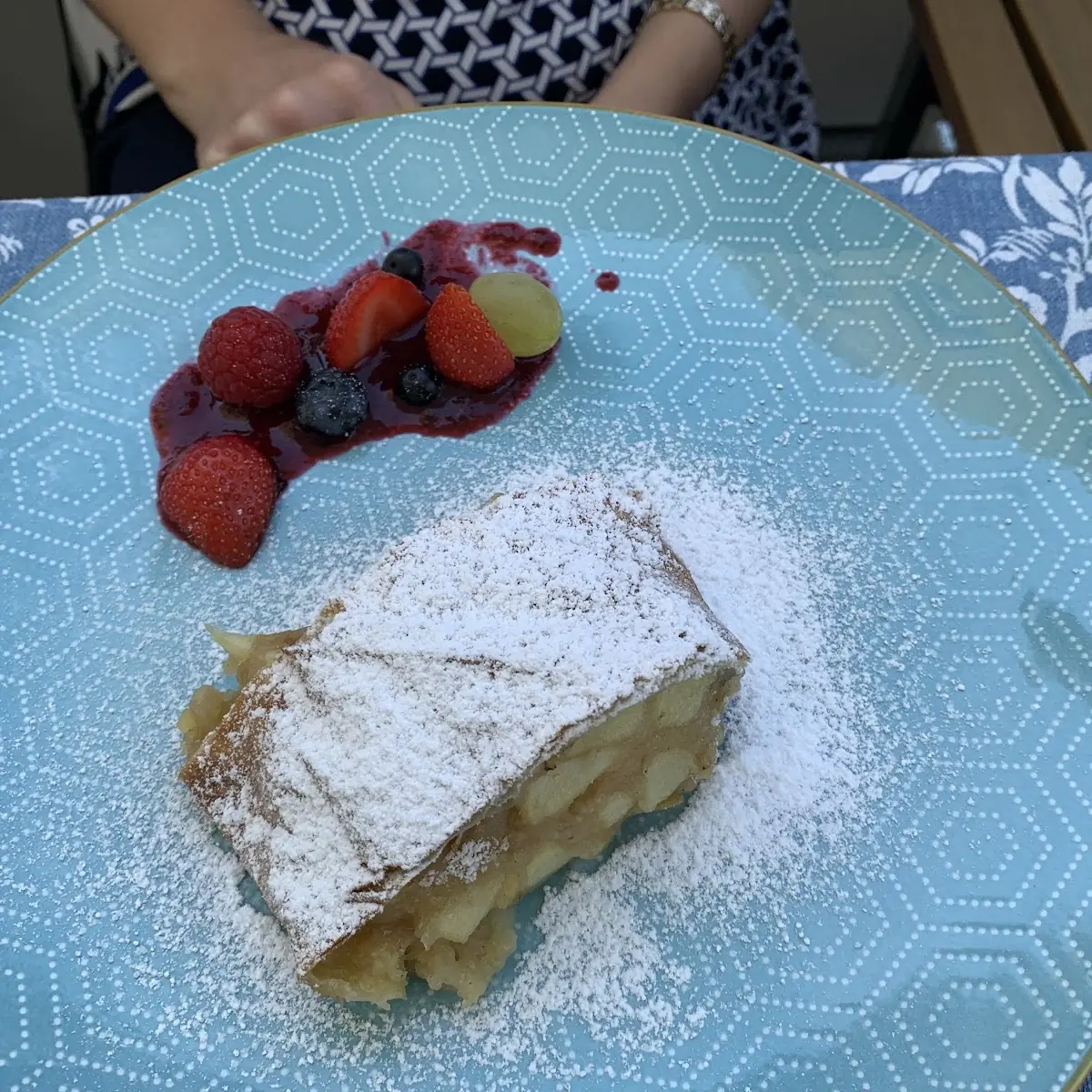 Hausgemachter Apfelstrudel