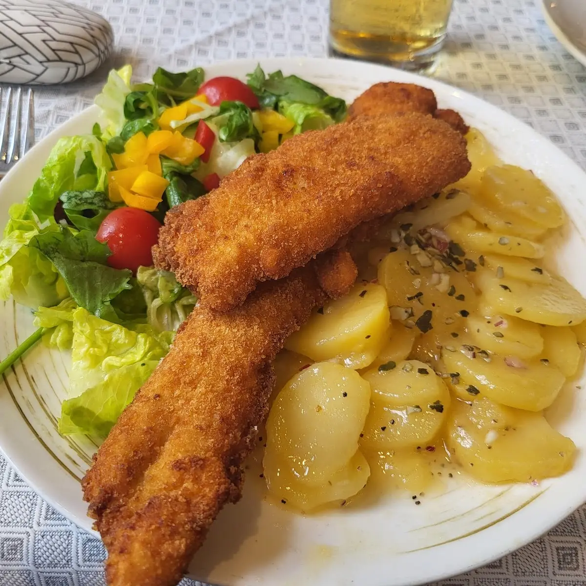 Steirischer Backhendlsalat
