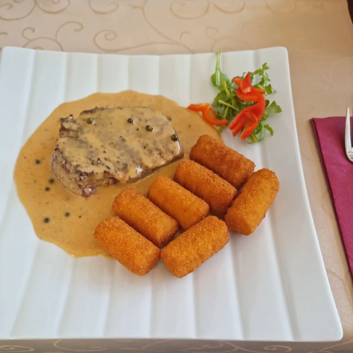 Flanksteak Mit Pfeffersauce