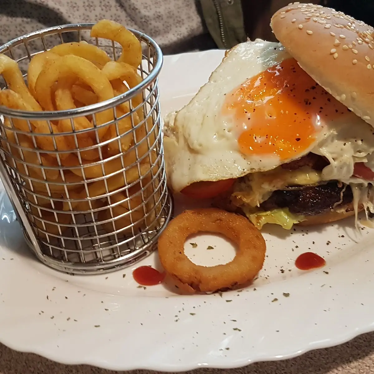 Bacon and Egg Burger