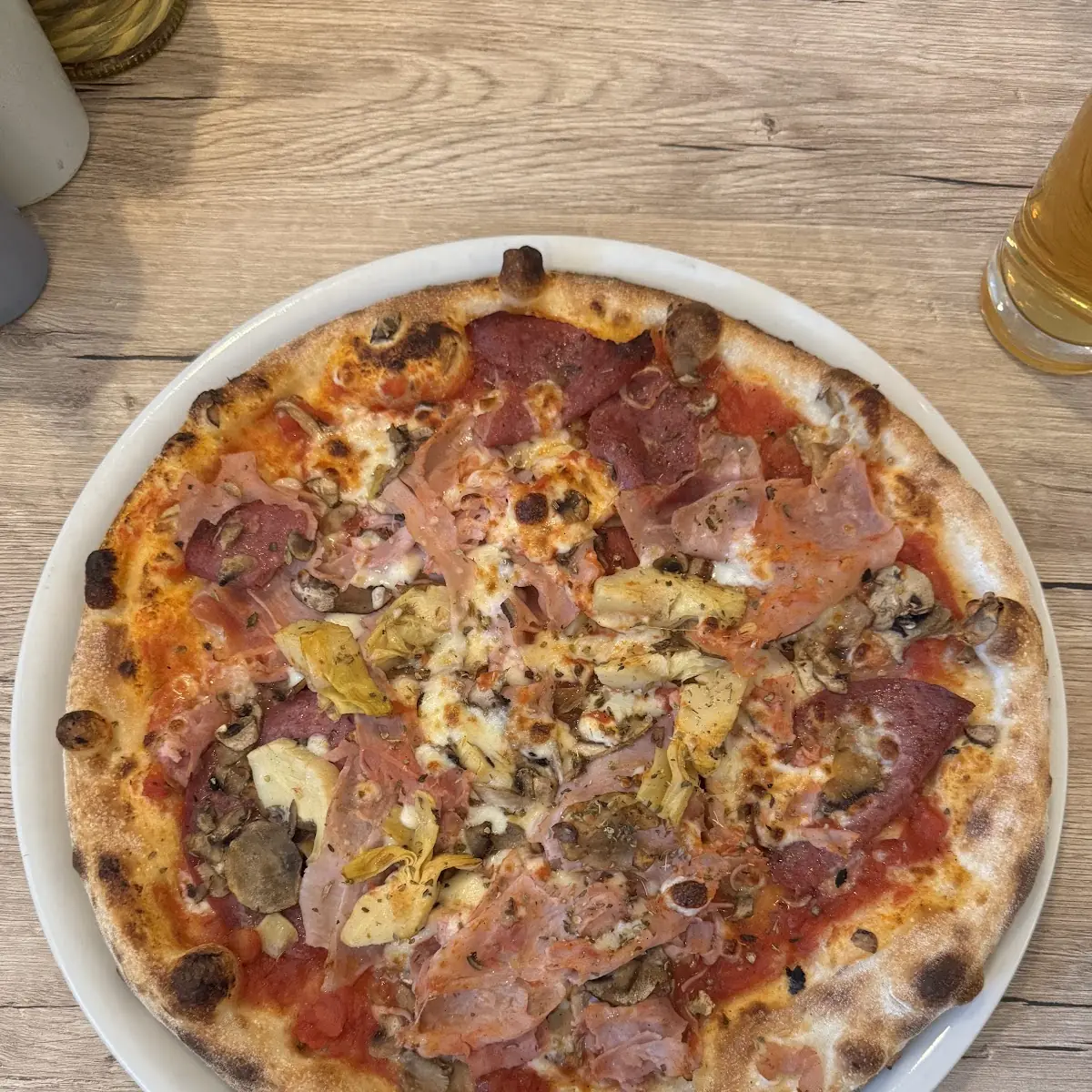 Pizza Capricosa