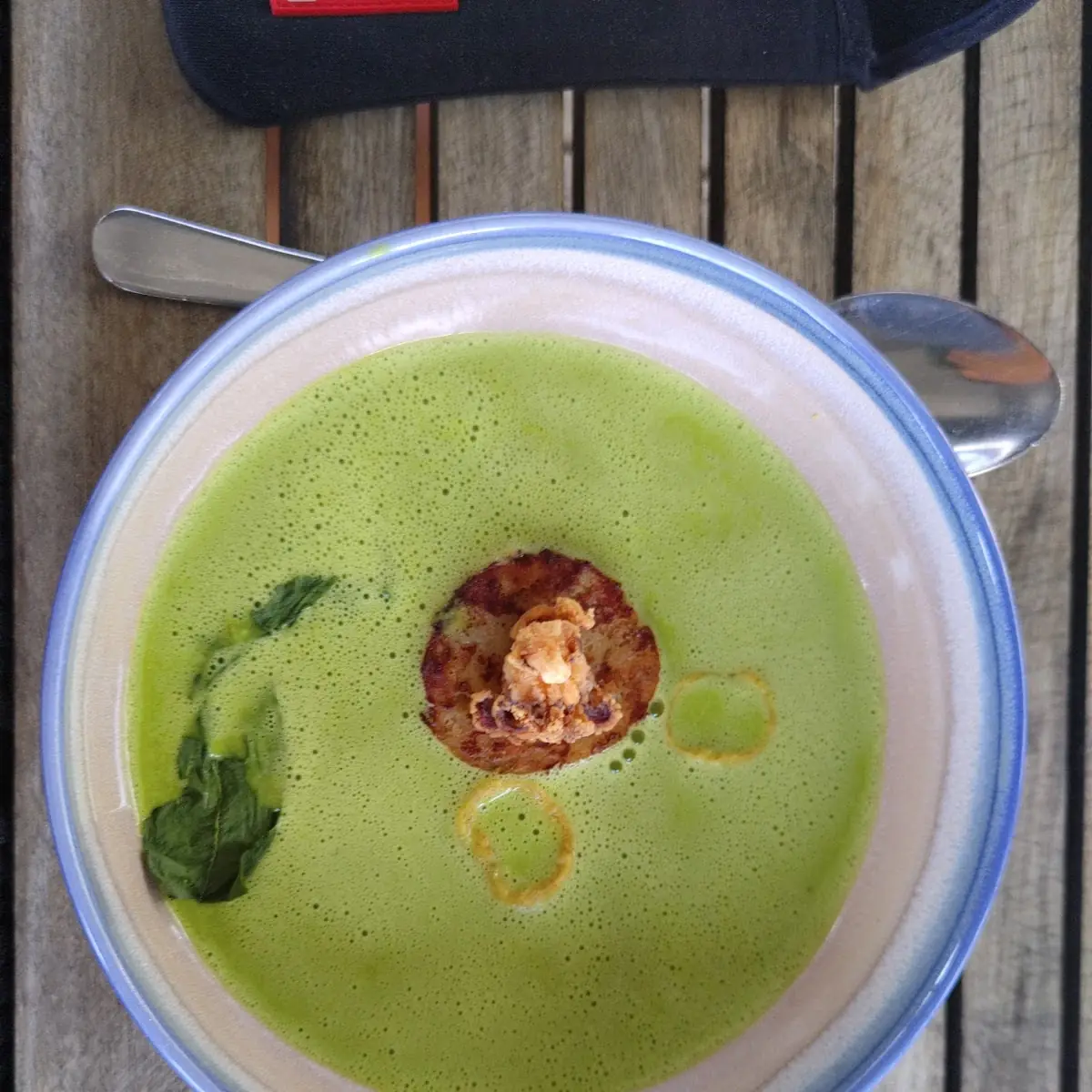 Bärlauchcremesuppe Mit Calamariringen