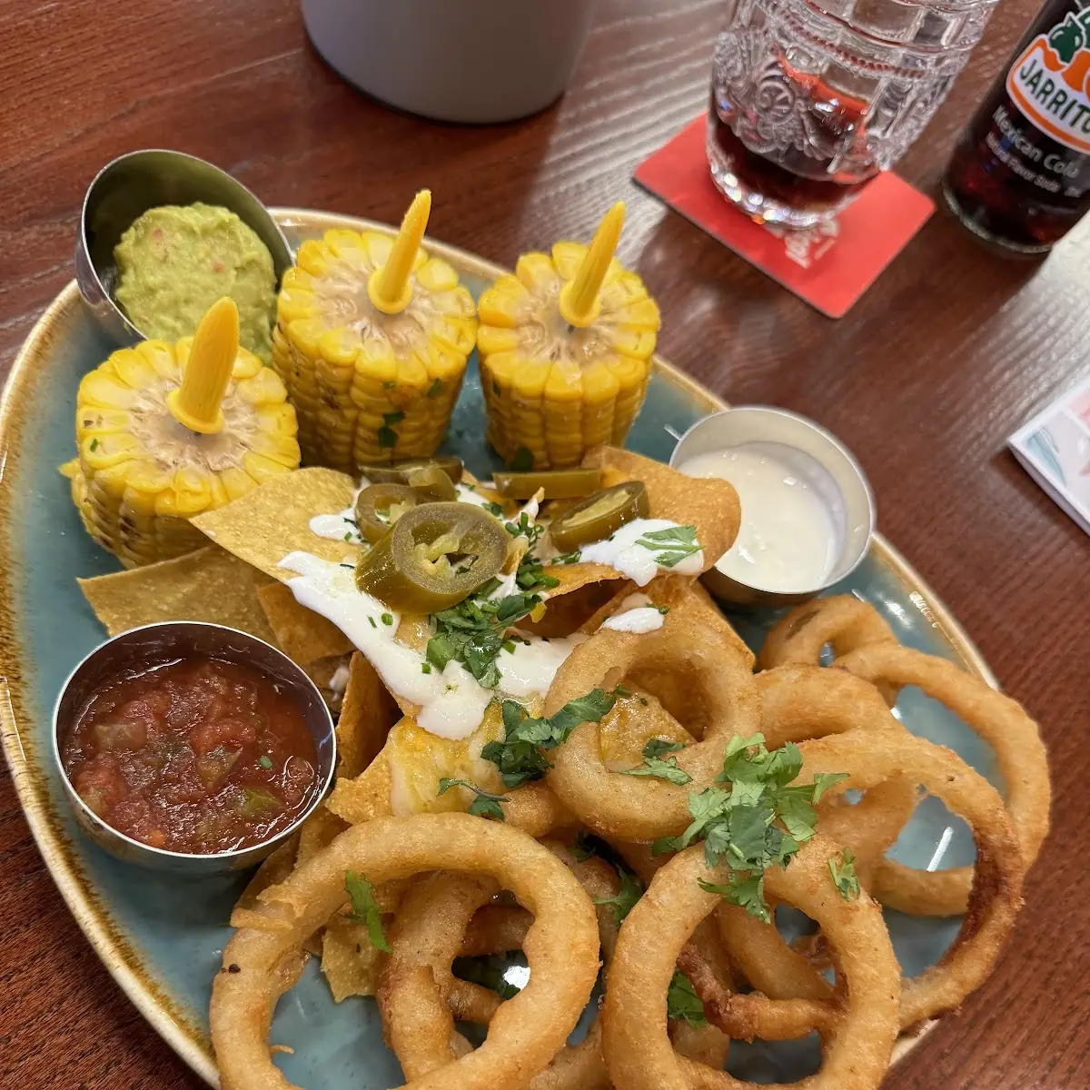 Mix Plate Onion Rings Corn & Nachos