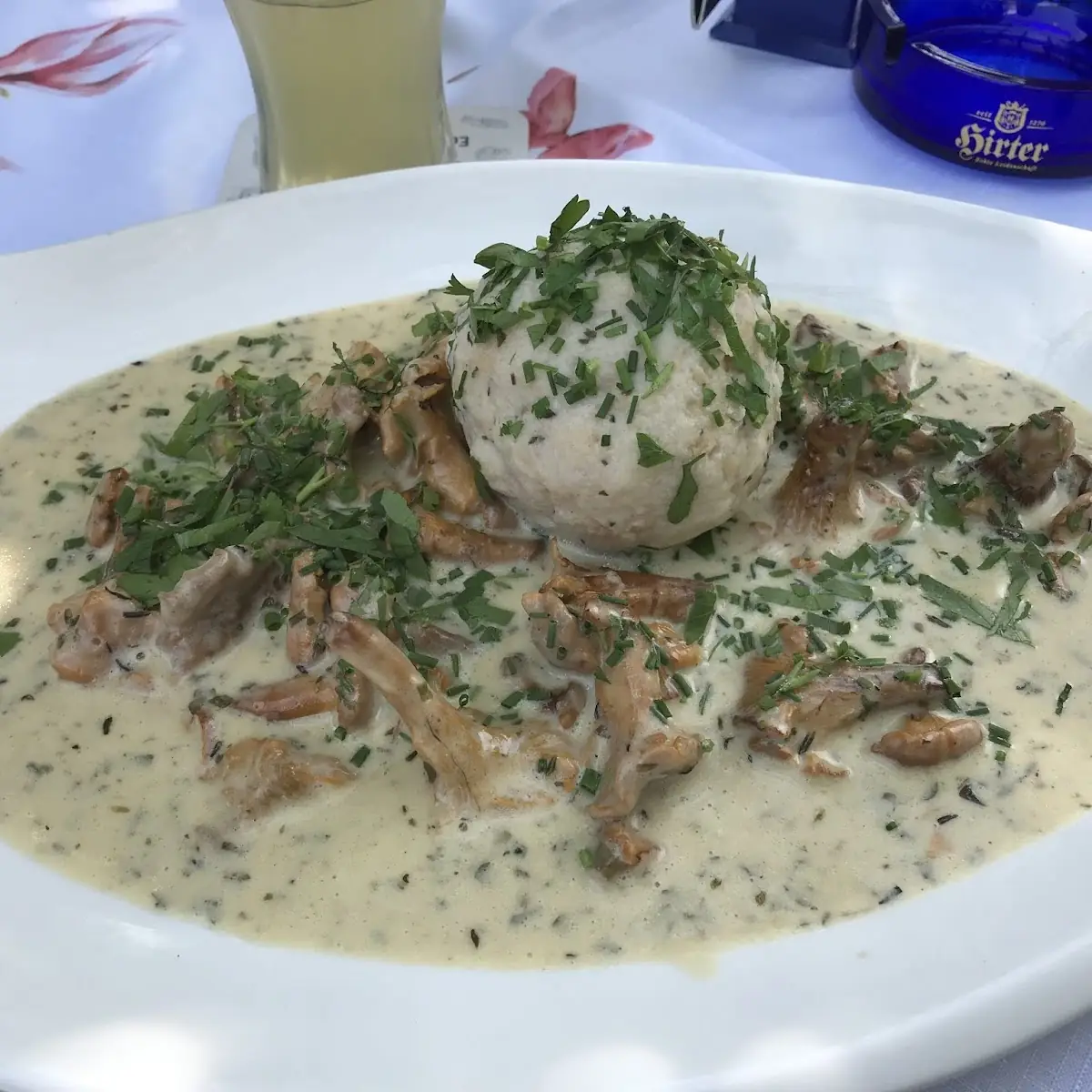 Schwammerlsosse Mit Knödel