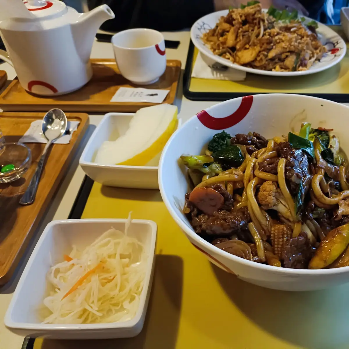 Gebratene Udon Mit Rindfleisch