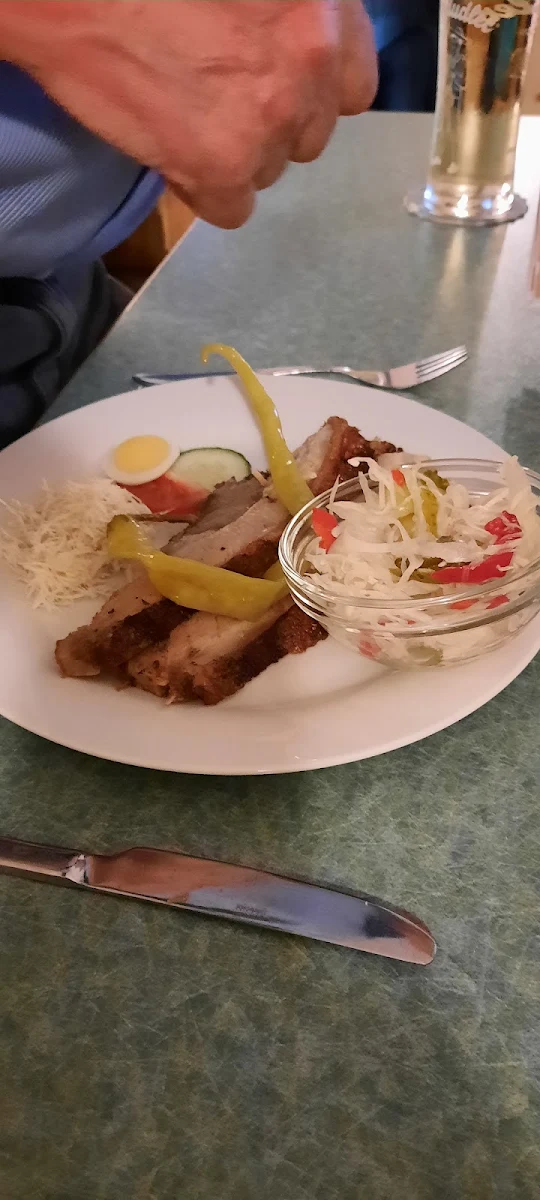 Kalter Schweinebraten