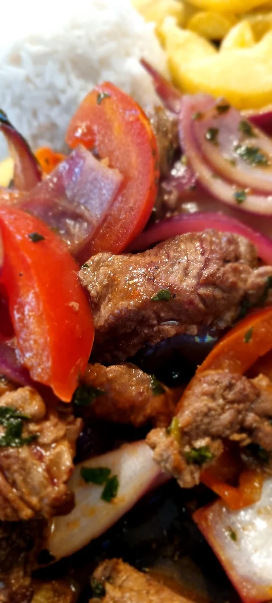Lomo Saltado
