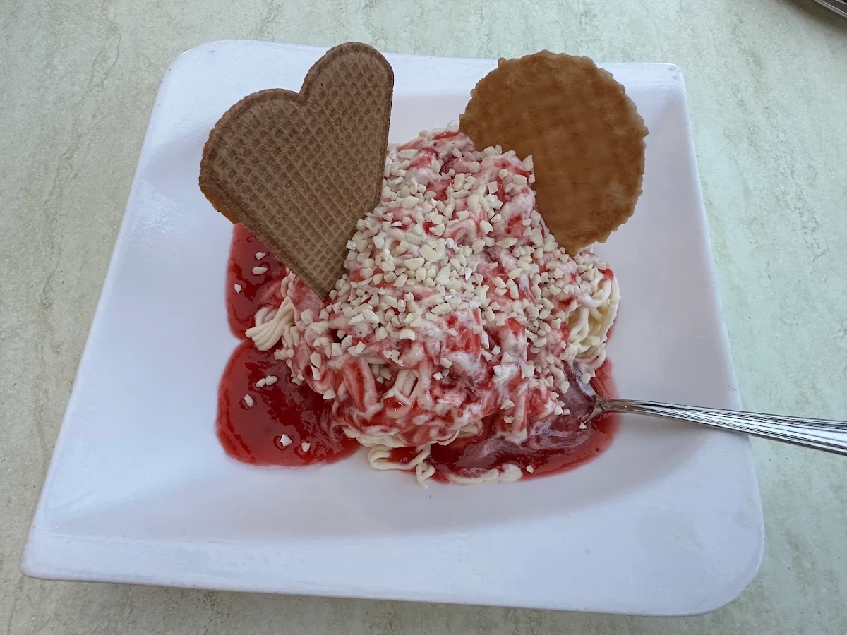 Spaghetti Eis