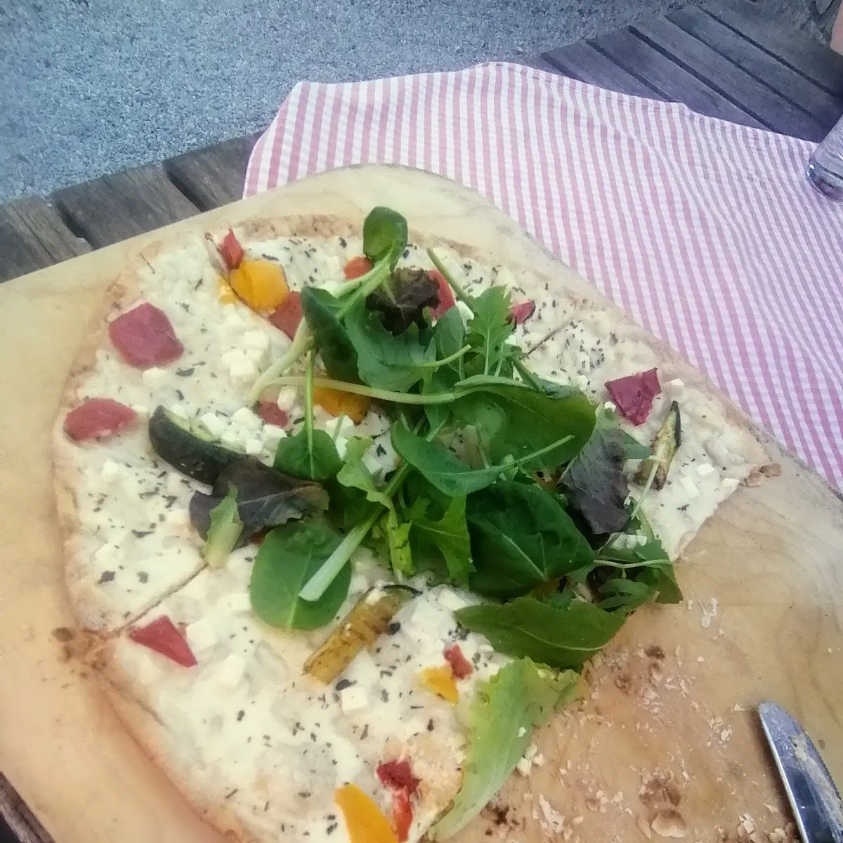 Flammkuchen Mit Peperoni