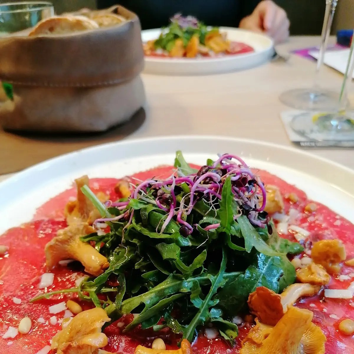 Rinder Carpaccio Mit Pfifferlingen