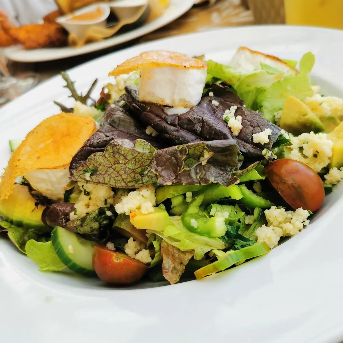 Gebratener Ziegenkäse Auf Salat