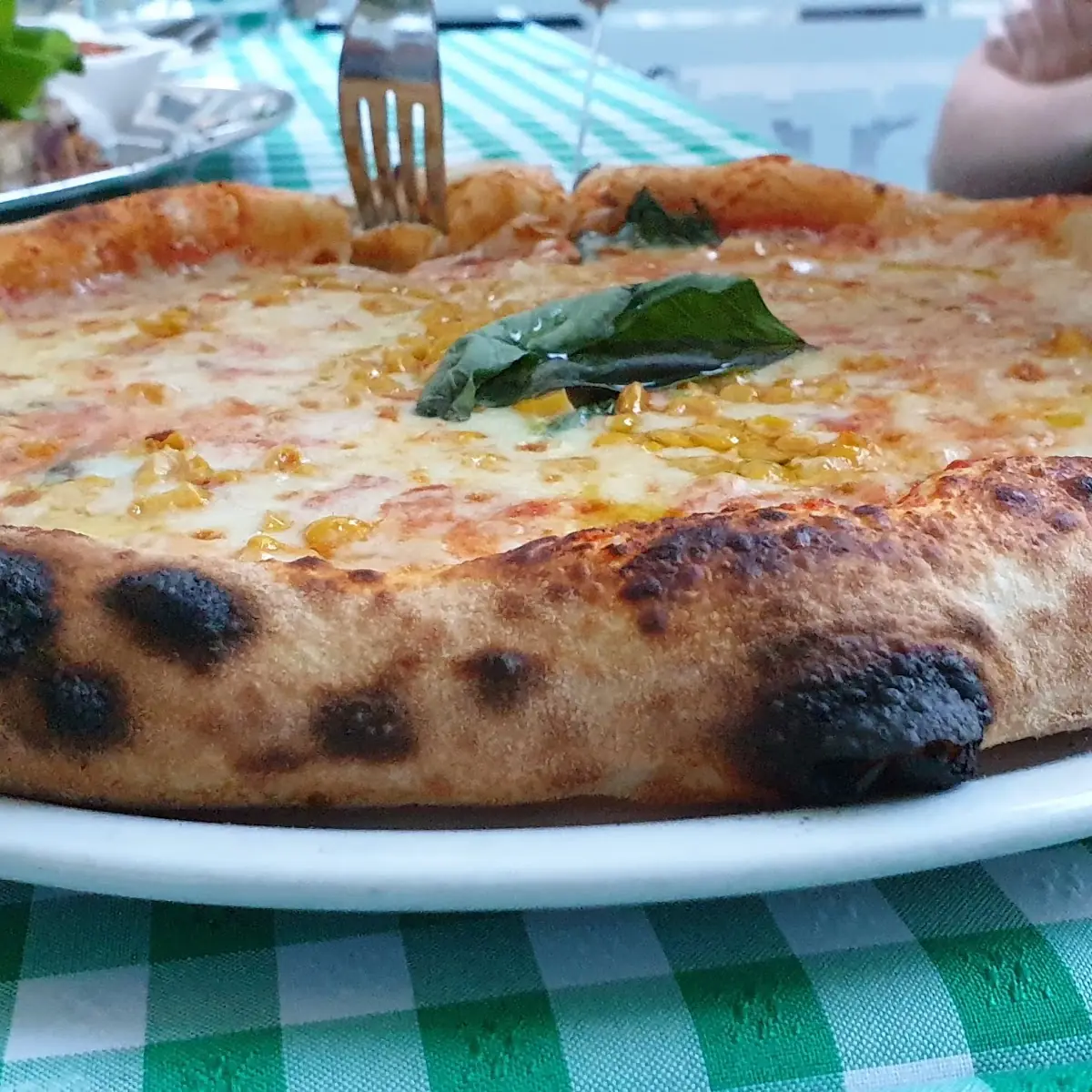 Pizza Napoli