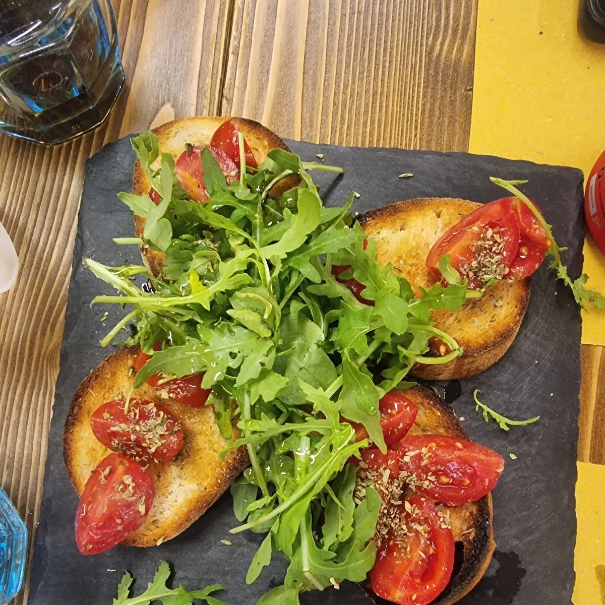 Bruschette Con Pomodoro