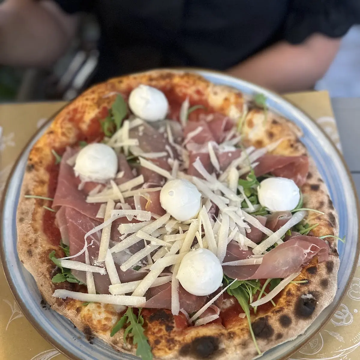 Pizza Burrata E Pomodori Secchi