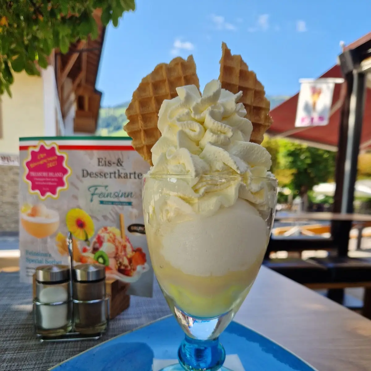 Eisbecher Pina Colada