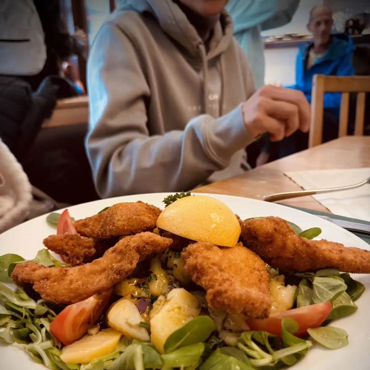 Steirischer Backhendlsalat