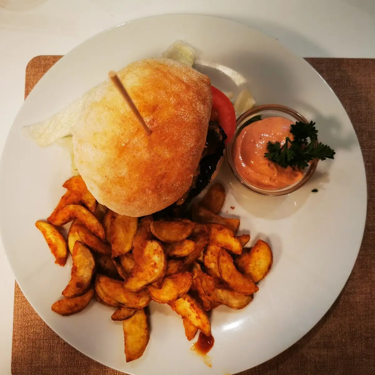 Mittagsmenü Bacon Cheese Burger