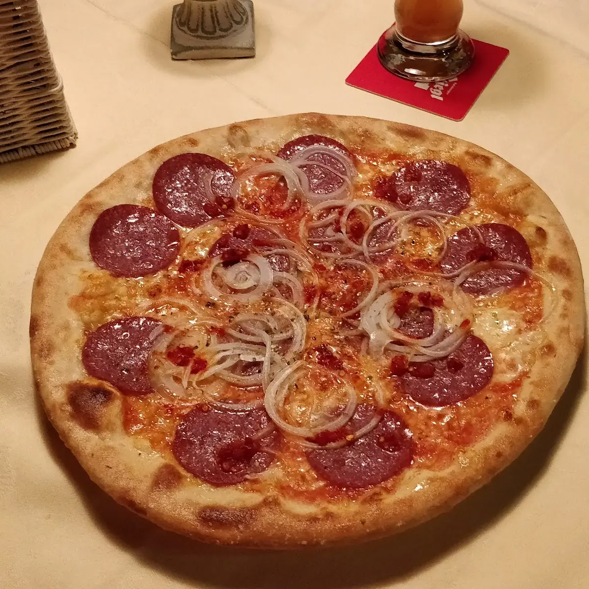 Salami Pizza