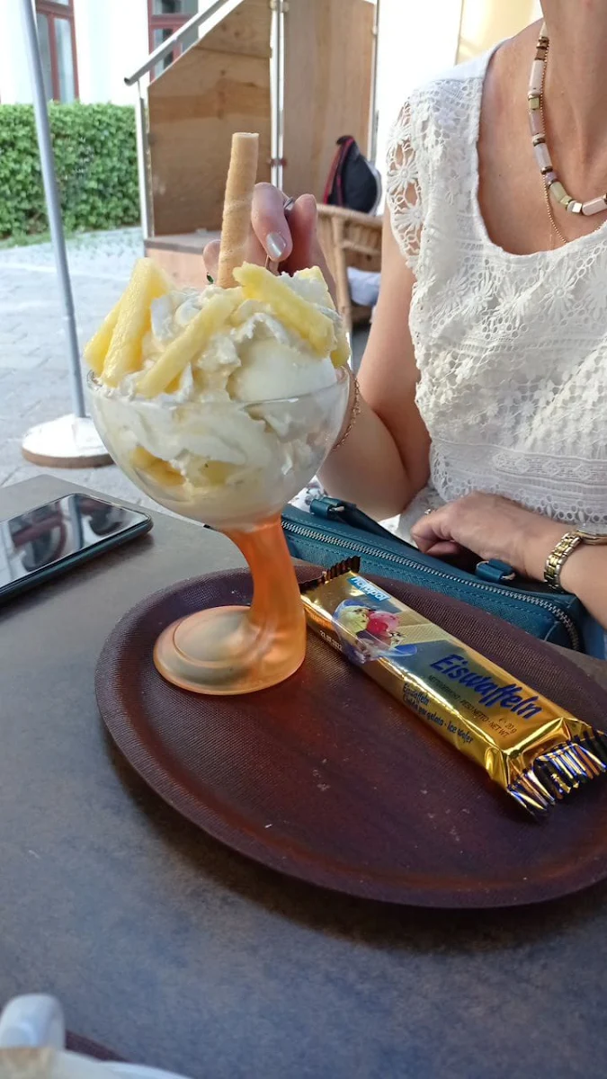 Pineapple Ice-Cream