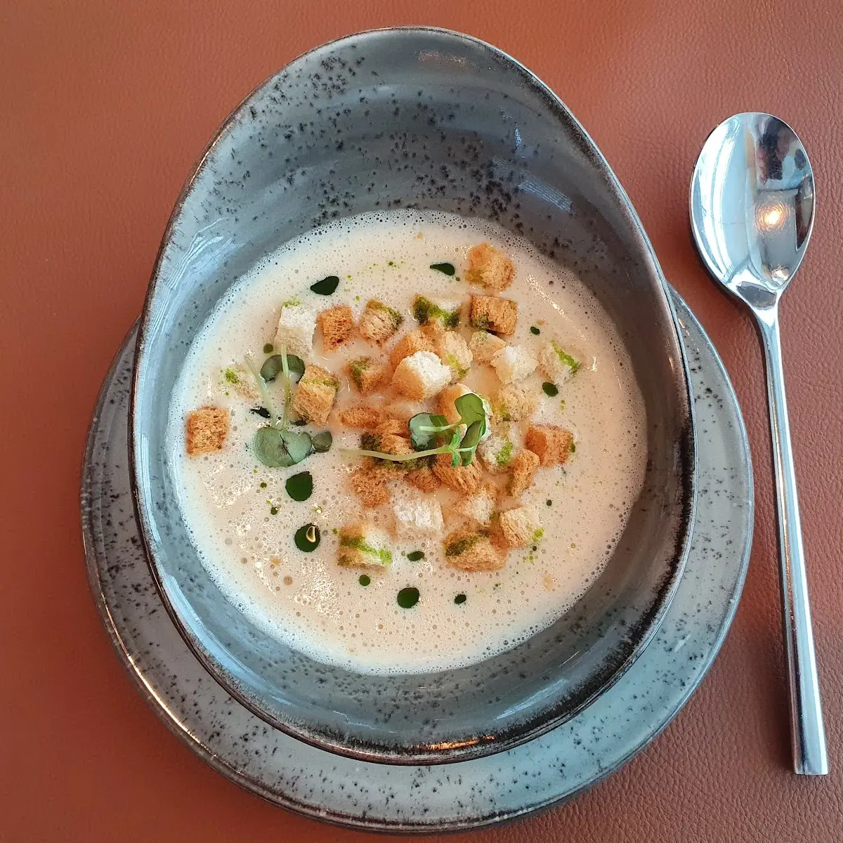 Knoblauchcremesuppe