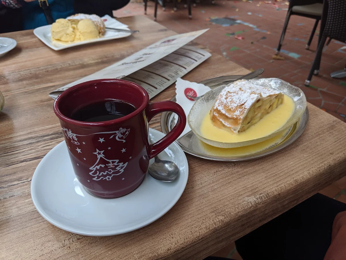 Apfelstrudel