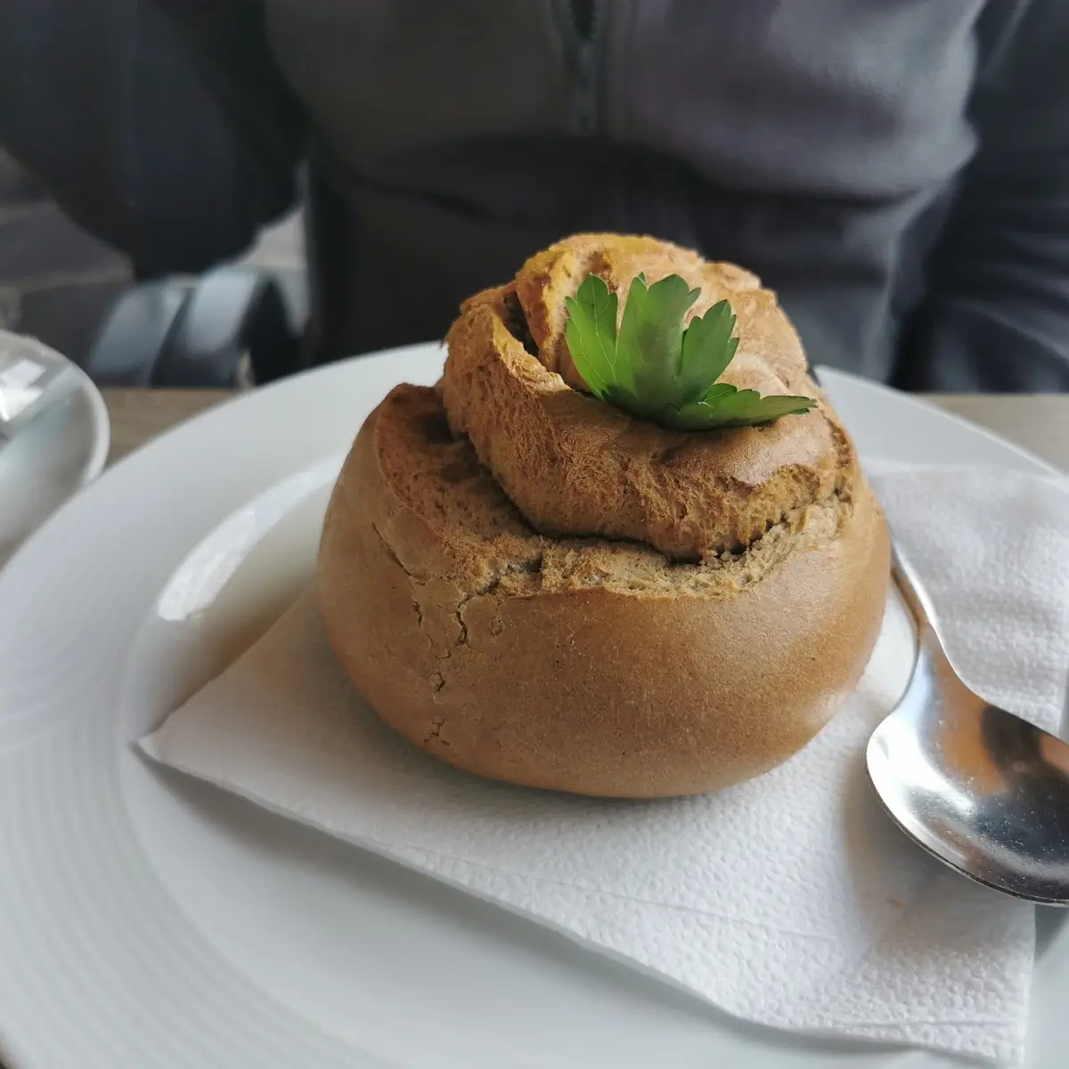 Suppe Im Bio-brotlaib