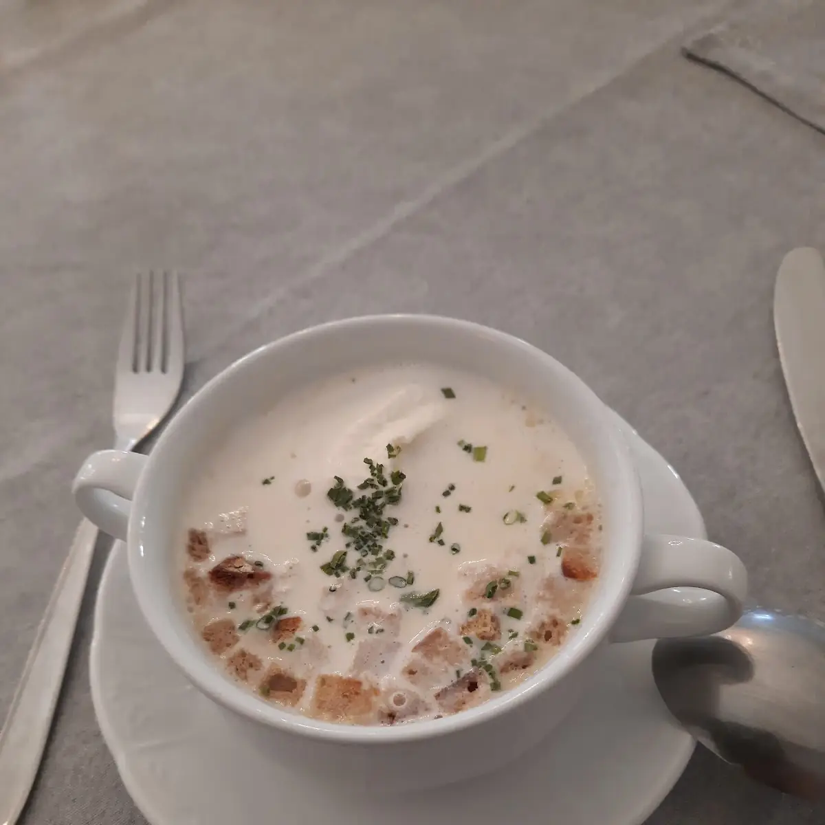 Knoblauchcremesuppe