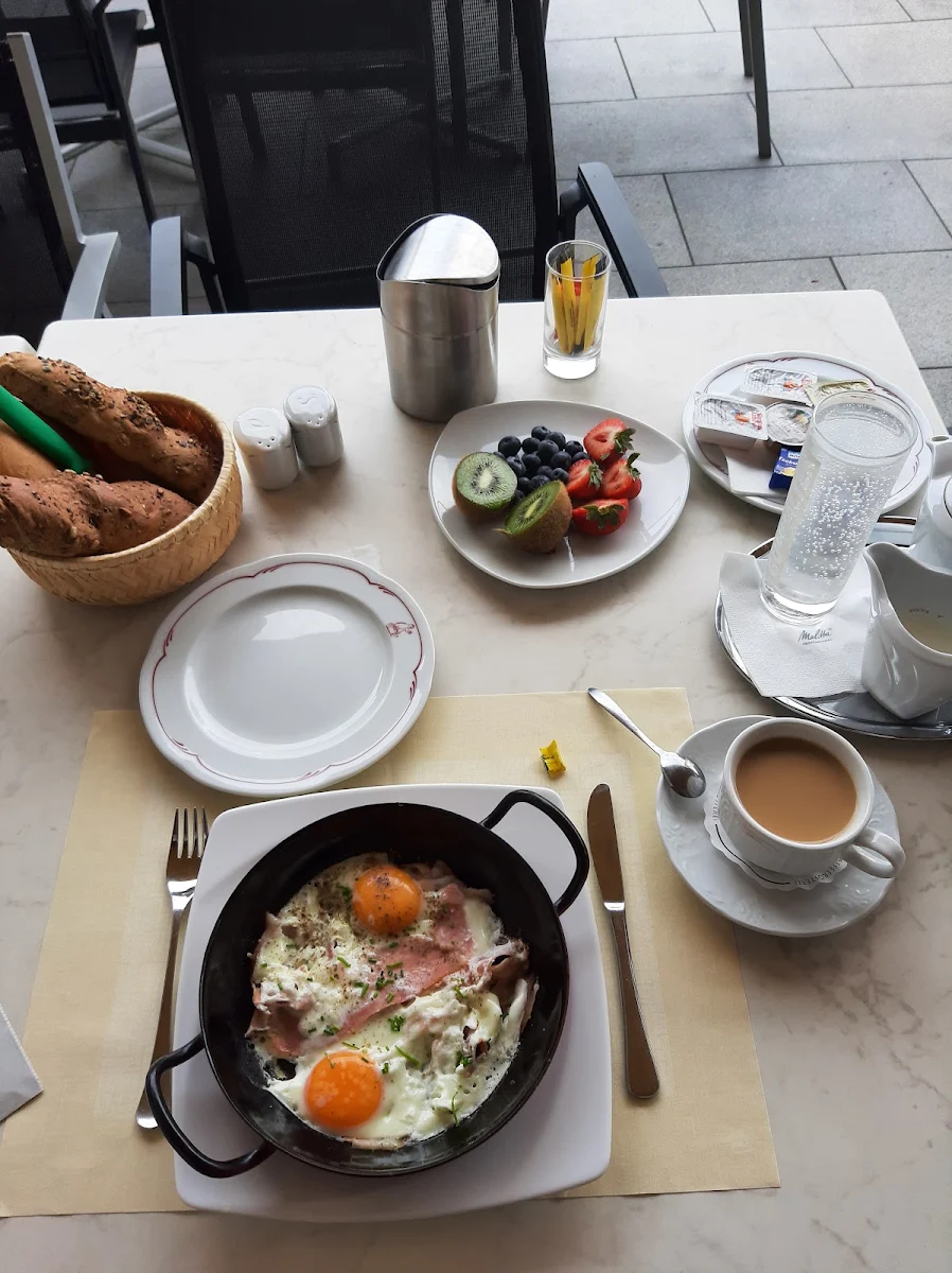 Großes Frühstück