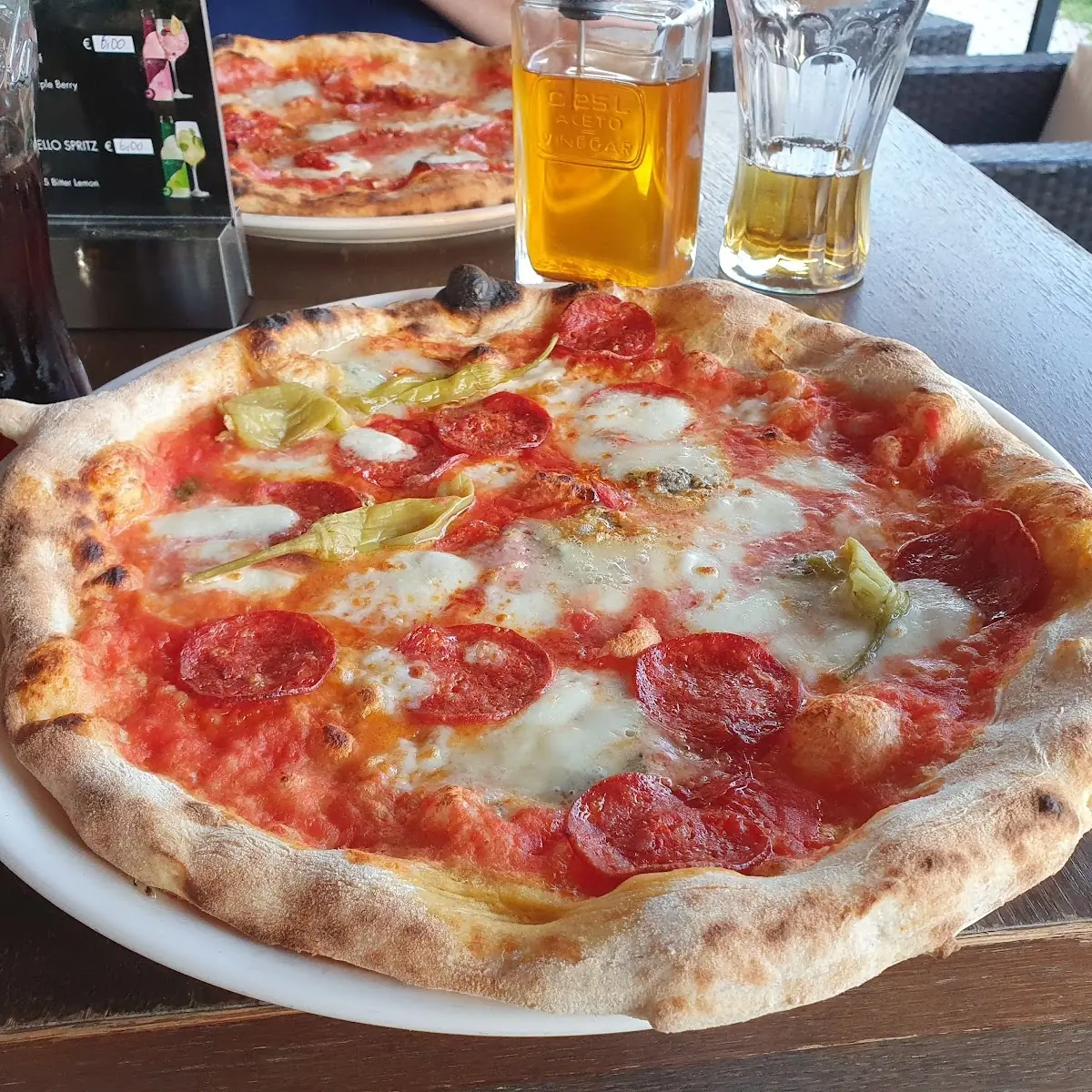 Pizza Toscana