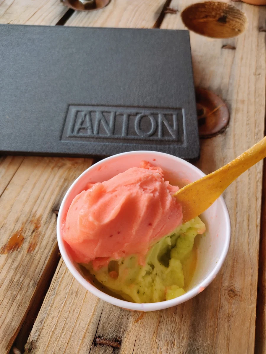 Glace En Pot Sorbet Basilic Et Sorbet Fraise