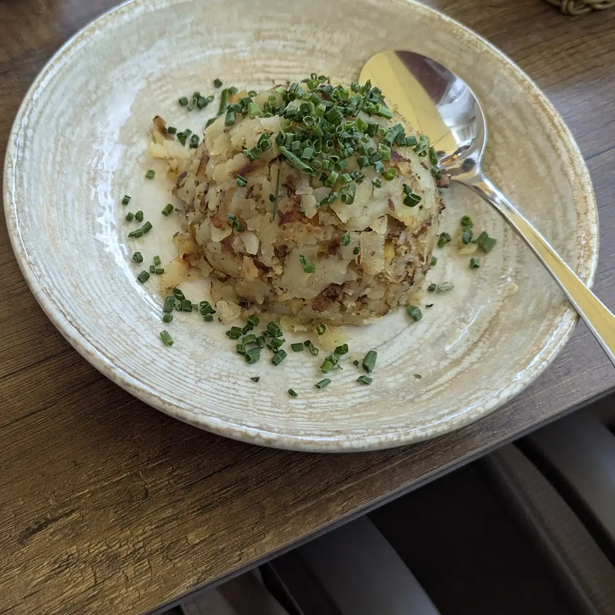 Klassischer Tafelspitz Rösterdäpfel Crèmespinat Wurzelgemüse Schnittlauchsauce Apfelkren
