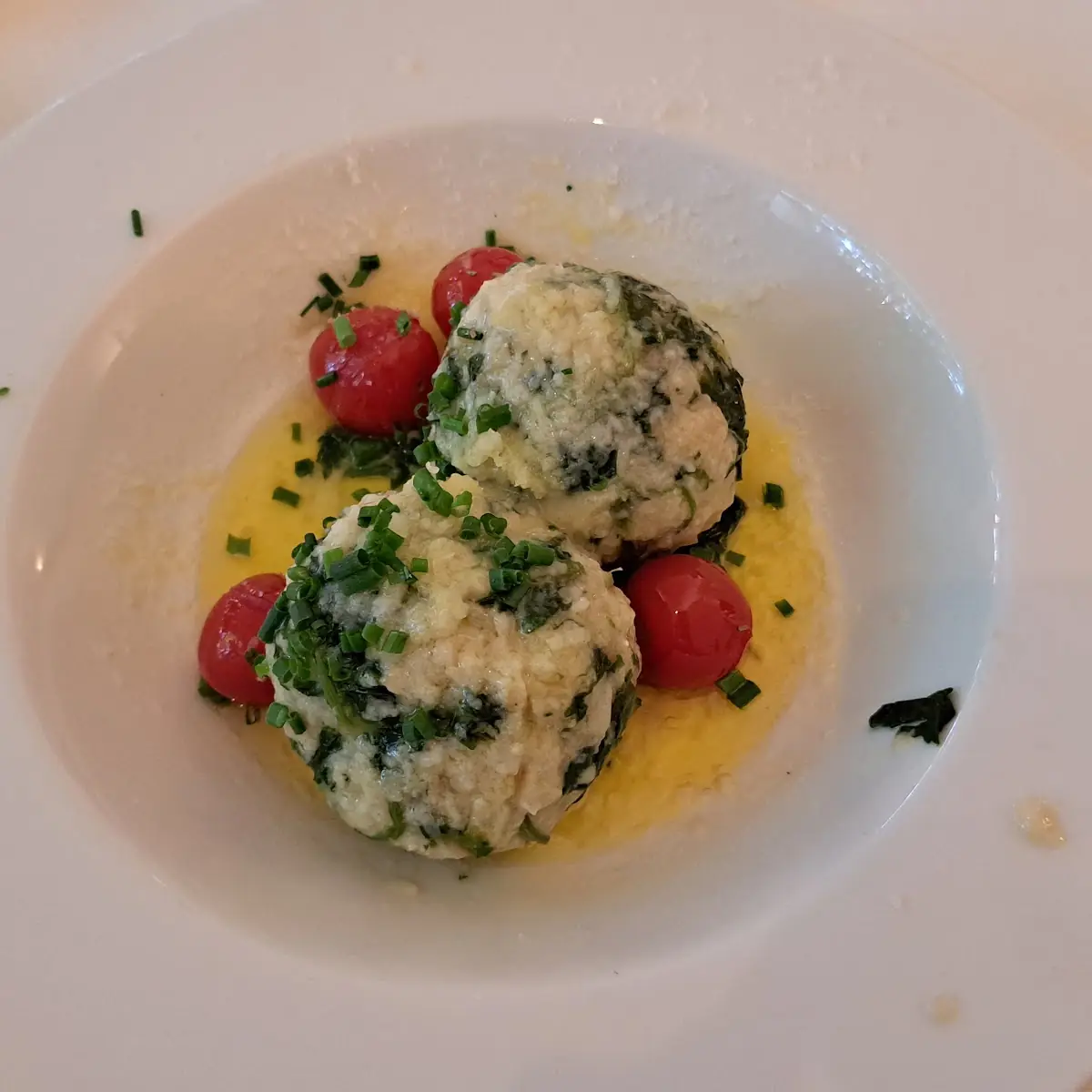 Spinatknödel Mit Brauner Butter Und Parmesan