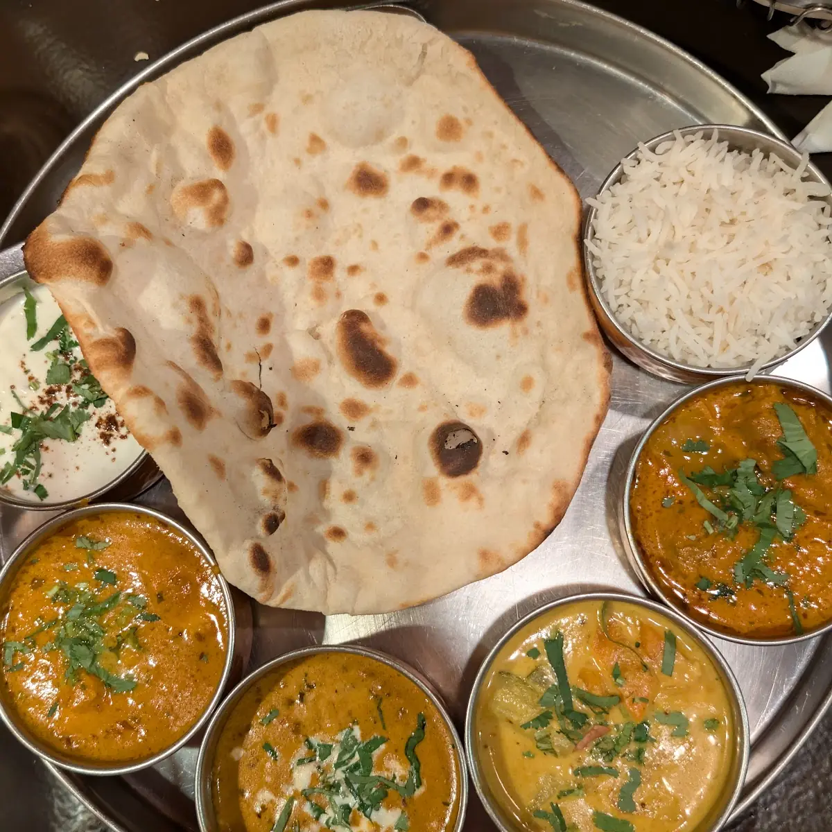Butter Chicken & Garlic Naan