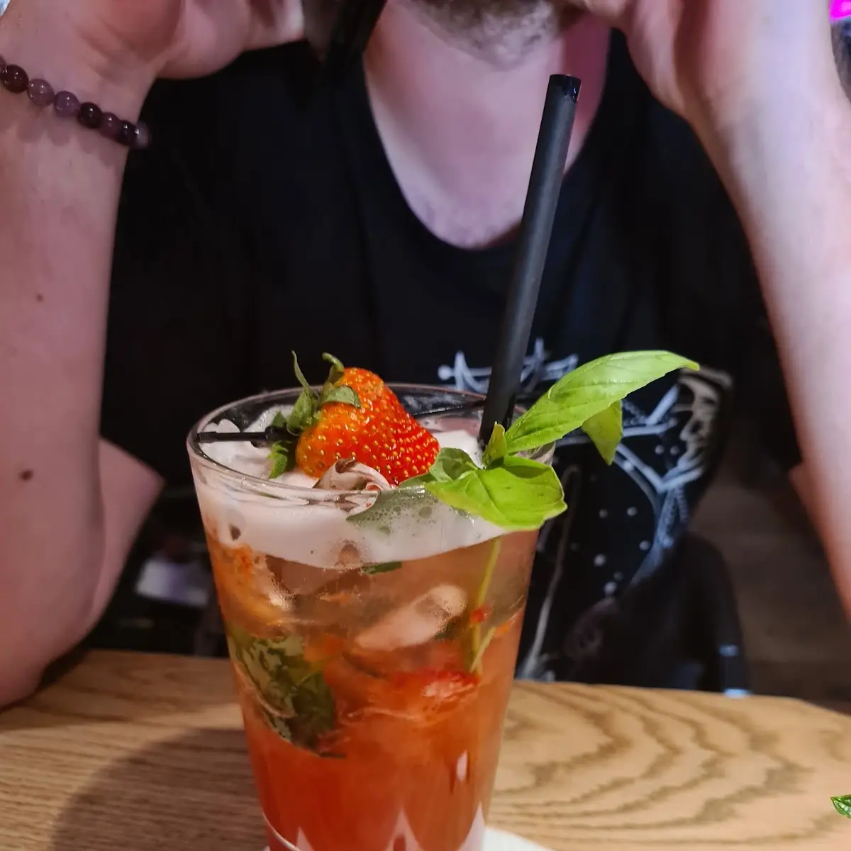 Strawberry Basil Lemonade