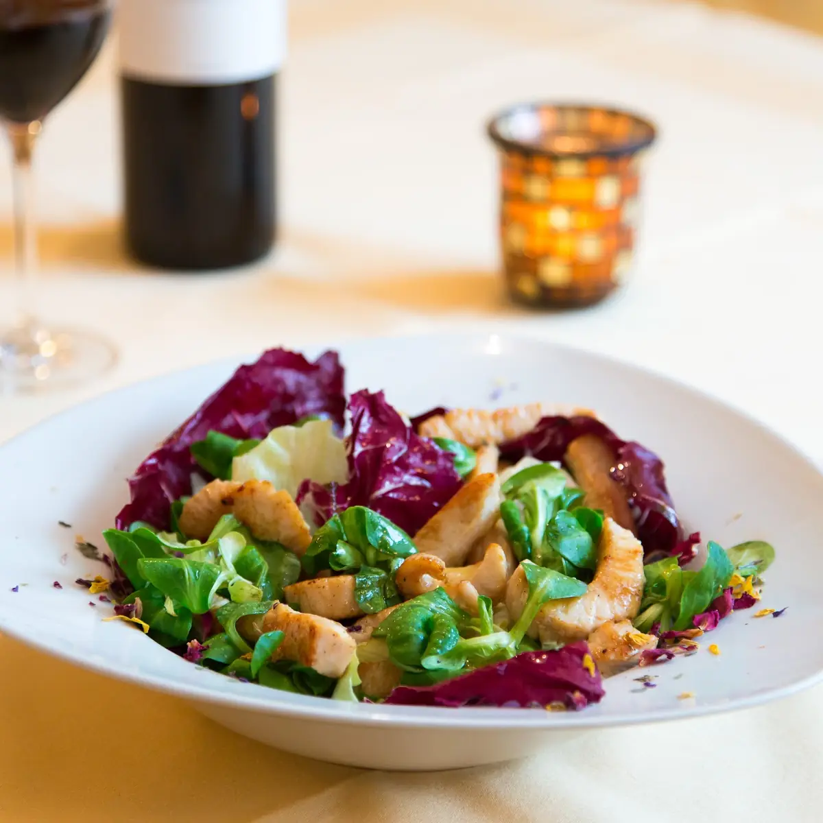 Backhendlsalat Gebackene Hühnerfiletstreifen
