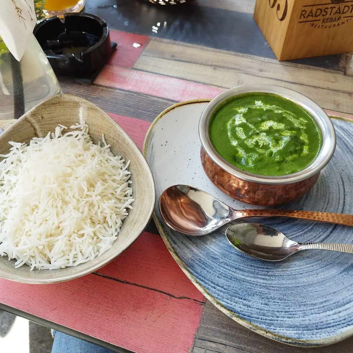Kadai Paneer Se Špenátem