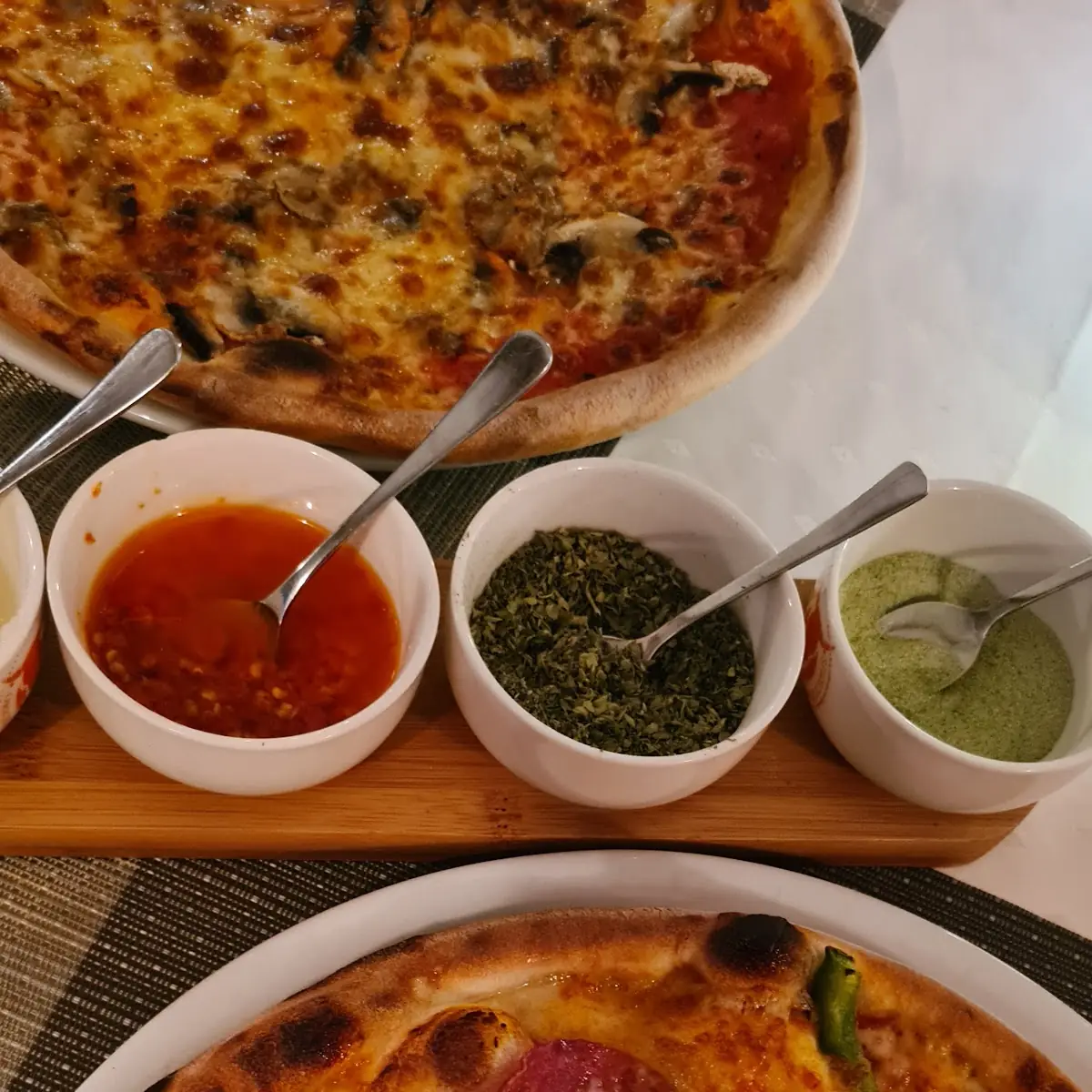 Pizza Diavolo