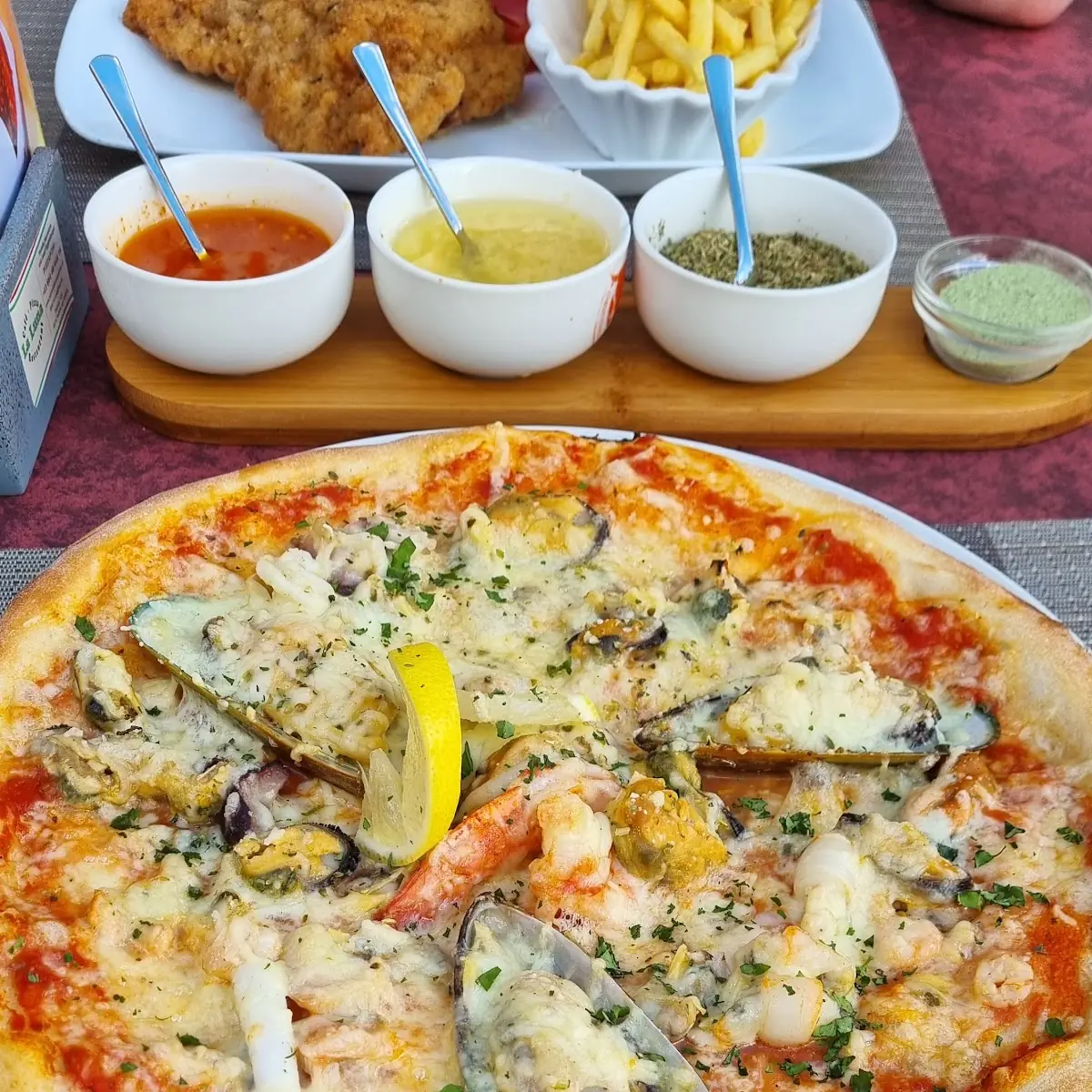 Pizza La Marina