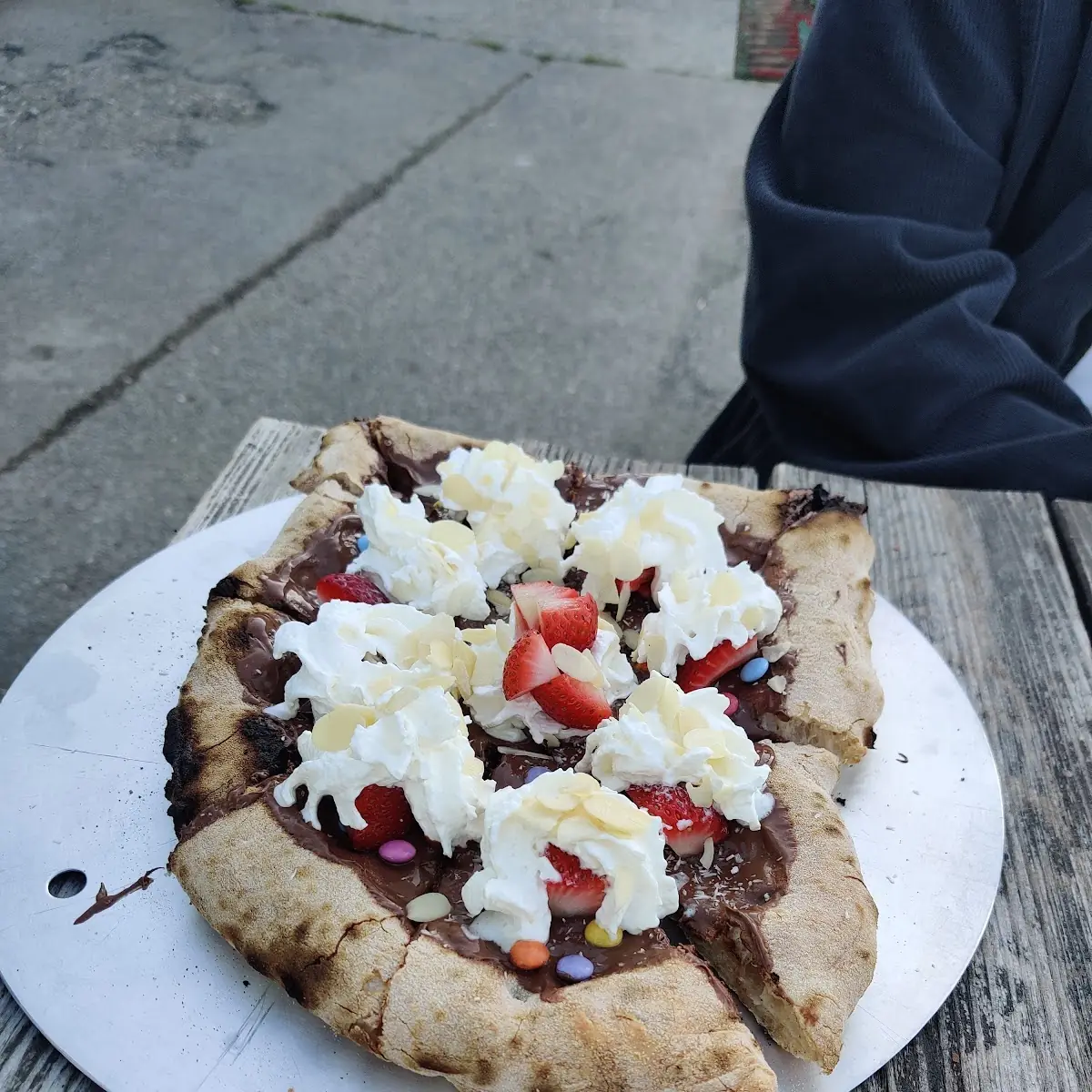 Dessert Pizza