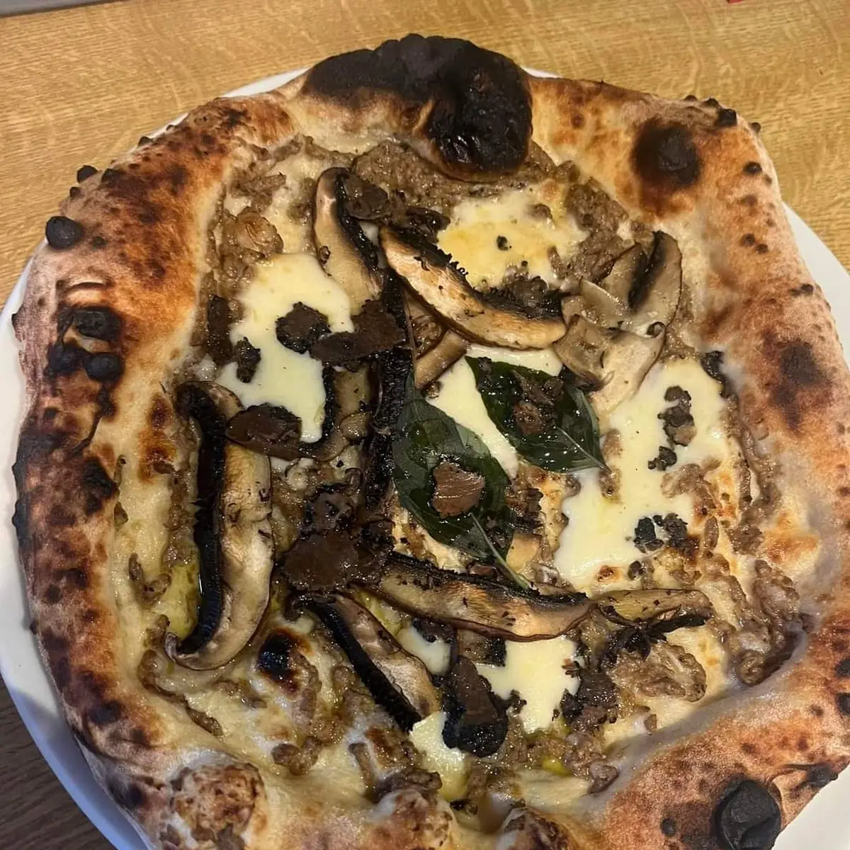 Pizza Trüffel Portobello