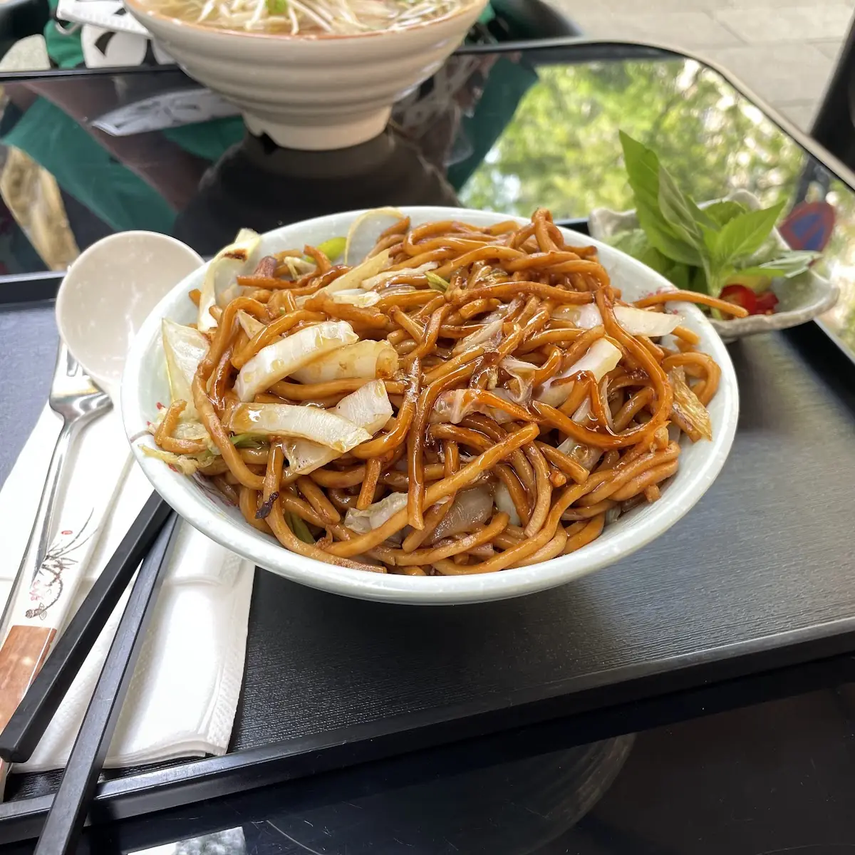 Mi Kho Chay Mit Teriyaki-soße