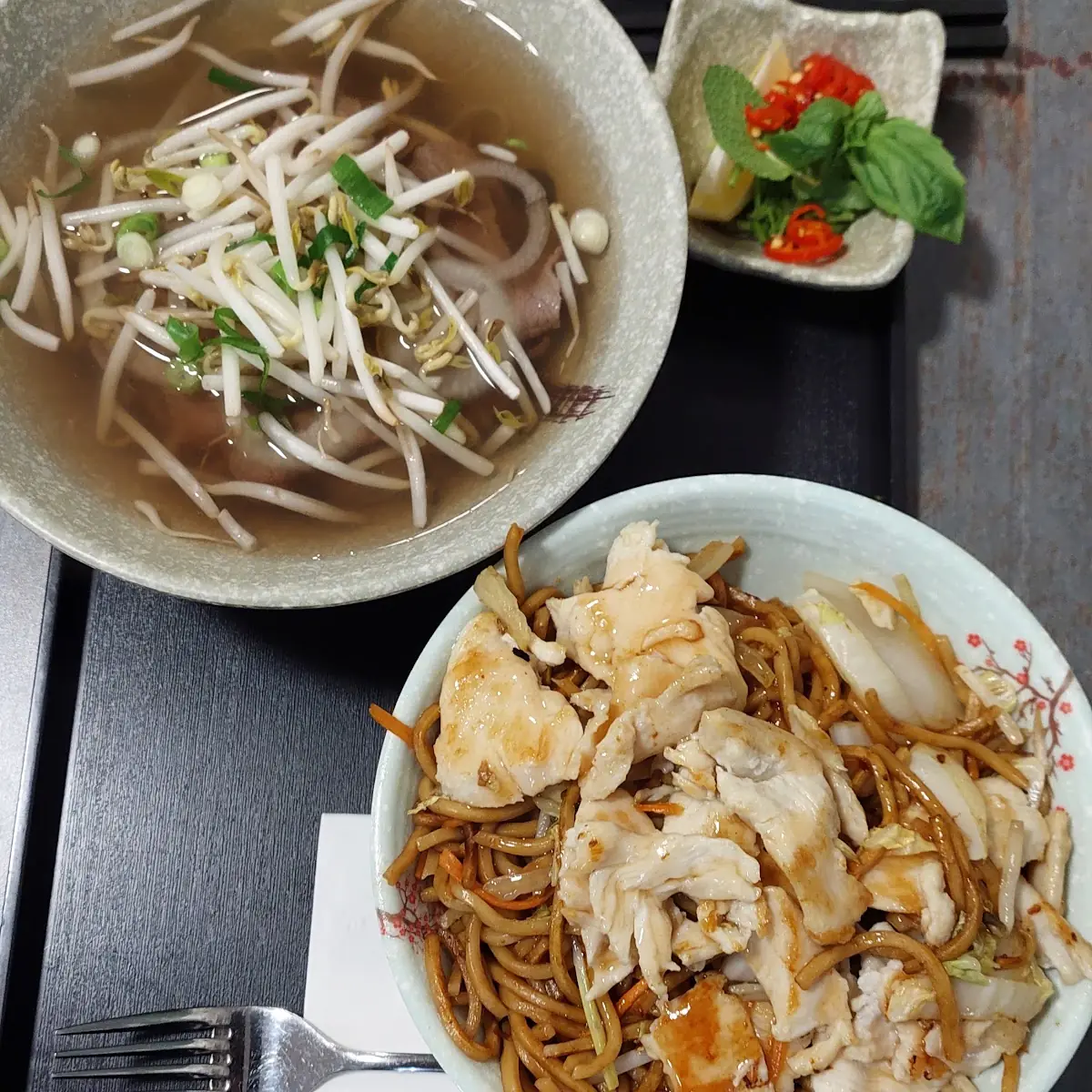 Pho Xao Ga Huhn