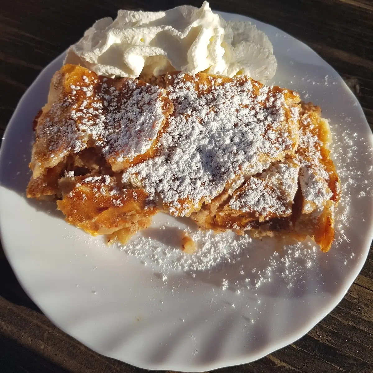 Apfelstrudel Mit Schlag